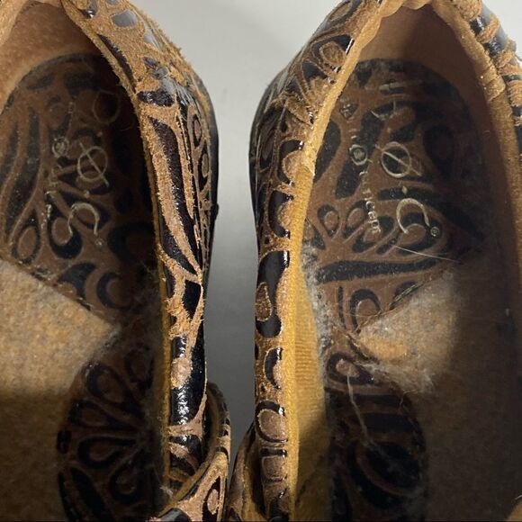 B.O.C Born Concepts | Slip on Shoes - Picture 8 of 8